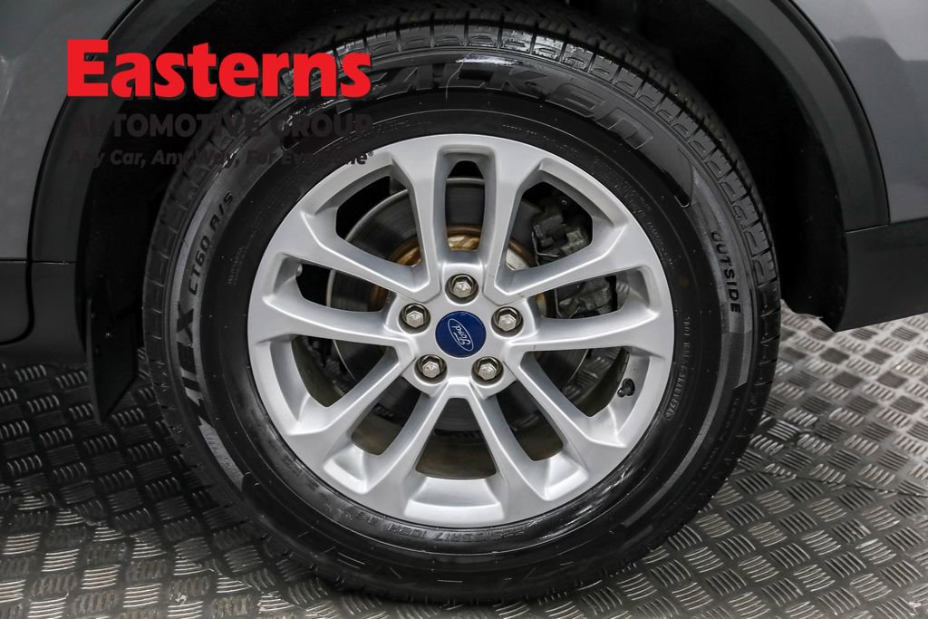 Used 2022 Ford Escape SE w/ Cold Weather Package image 30