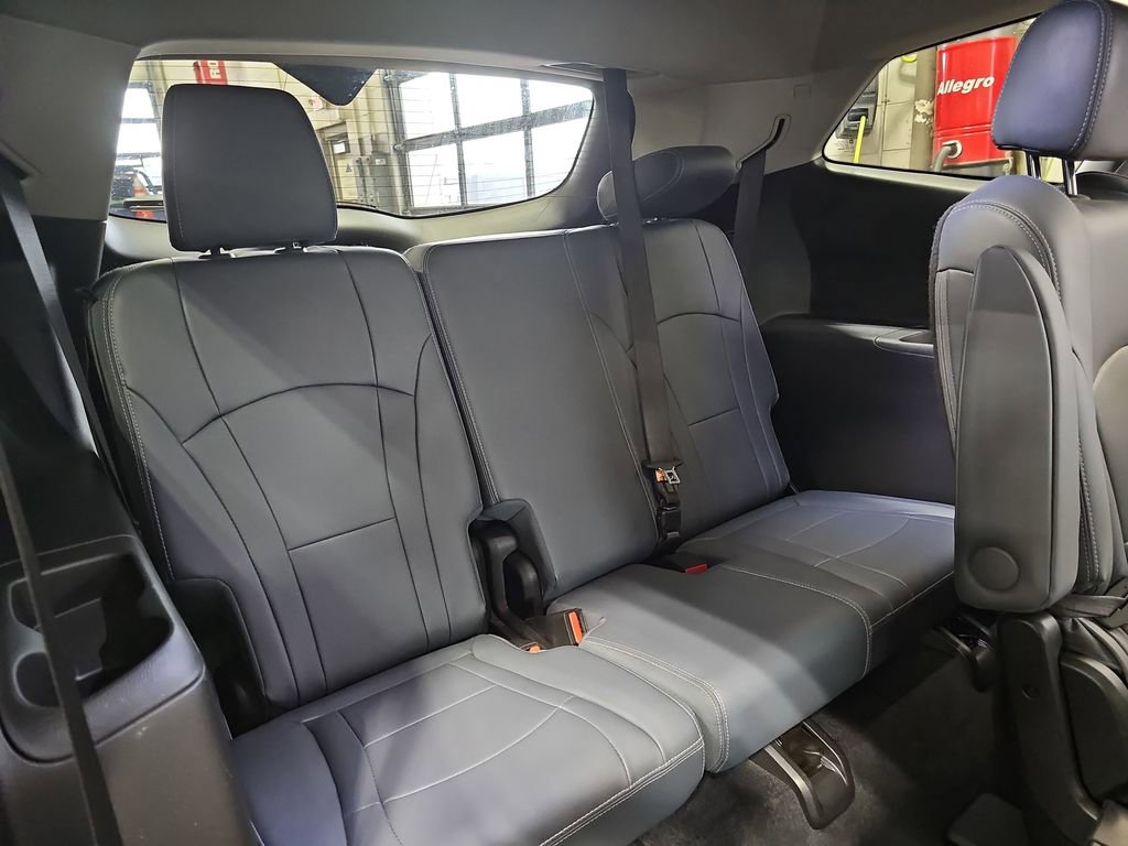 Used 2021 Buick Enclave Essence w/ Trailering Package, 5000 lbs. image 12