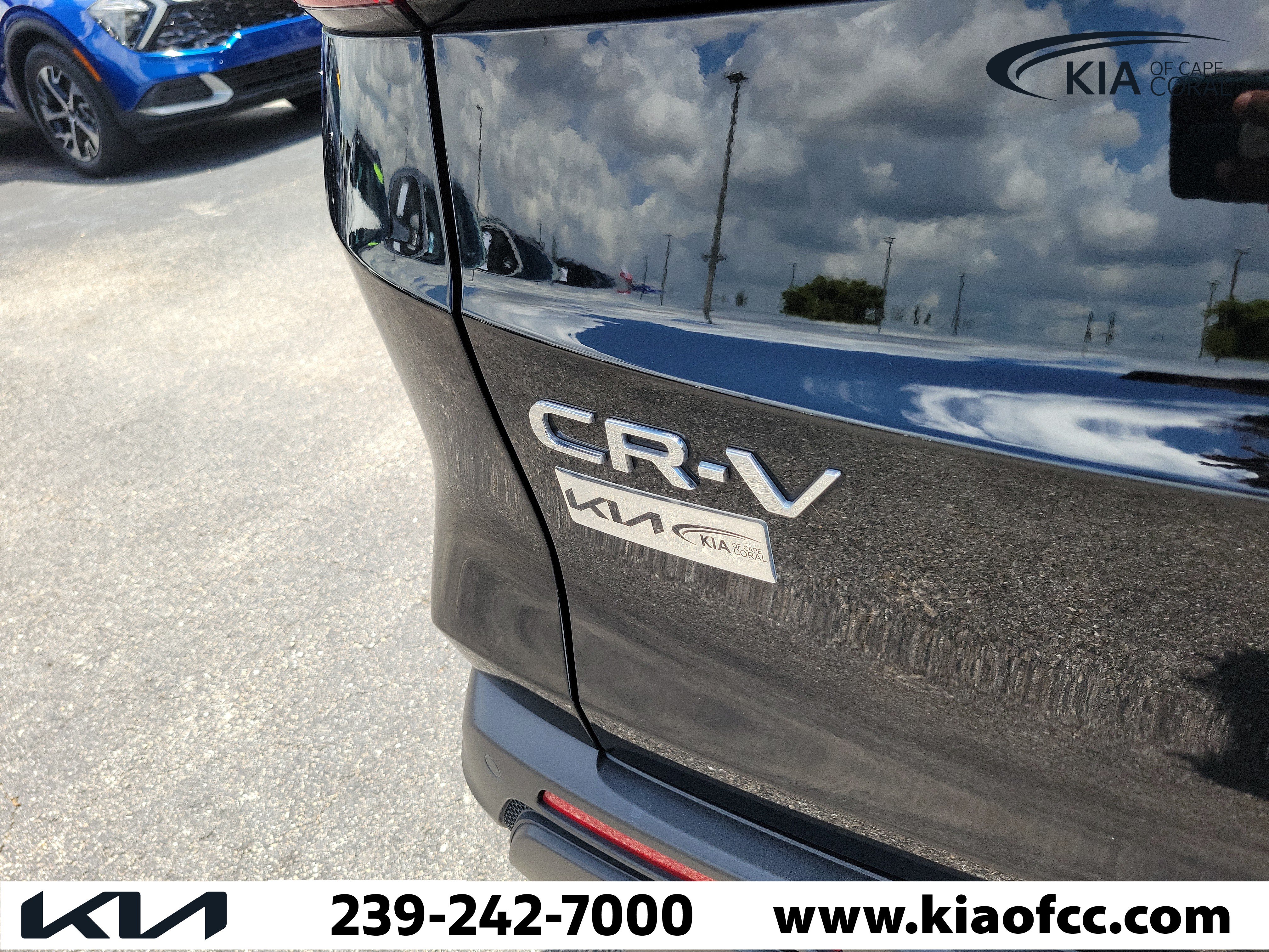 Used 2025 Honda CR-V EX-L image 9