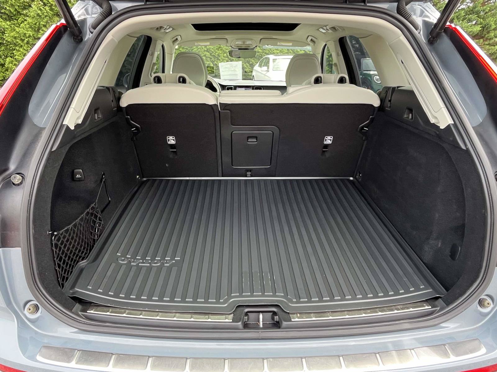 Certified 2023 Volvo XC60 B5 Ultimate w/ Climate Package AWD/4WD image 10