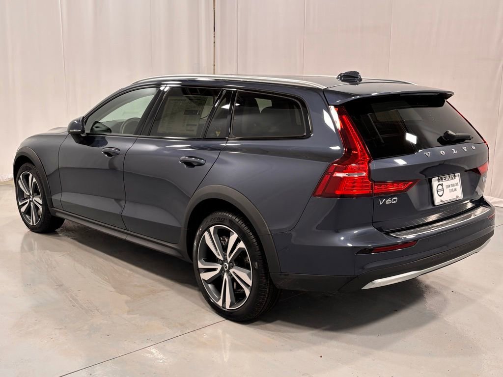 New 2026 Volvo V60 B5 Cross Country Plus w/ Protection Package Premier image 8