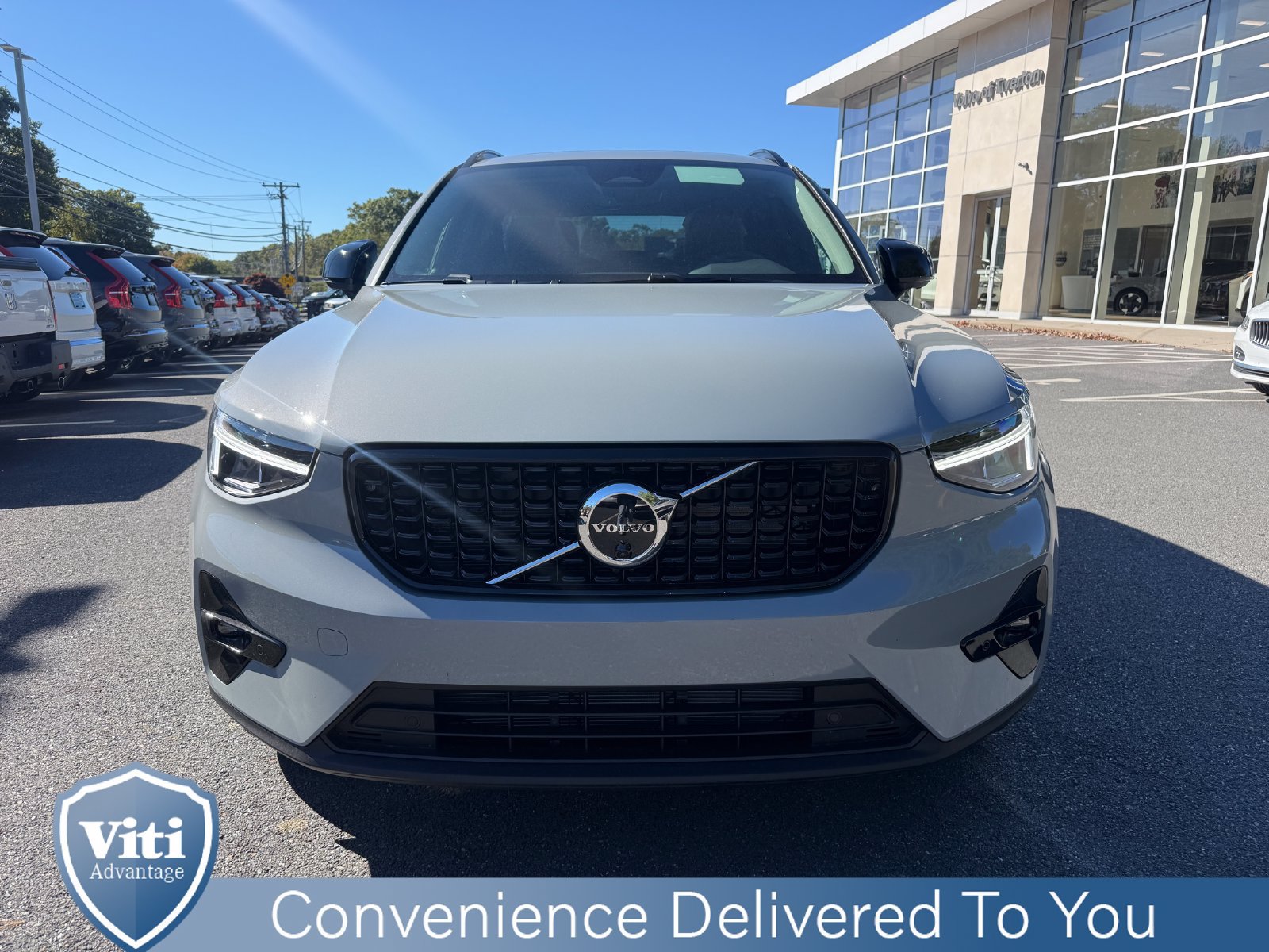 New 2026 Volvo XC40 B5 Plus w/ Protection Package Premier AWD/4WD image 3