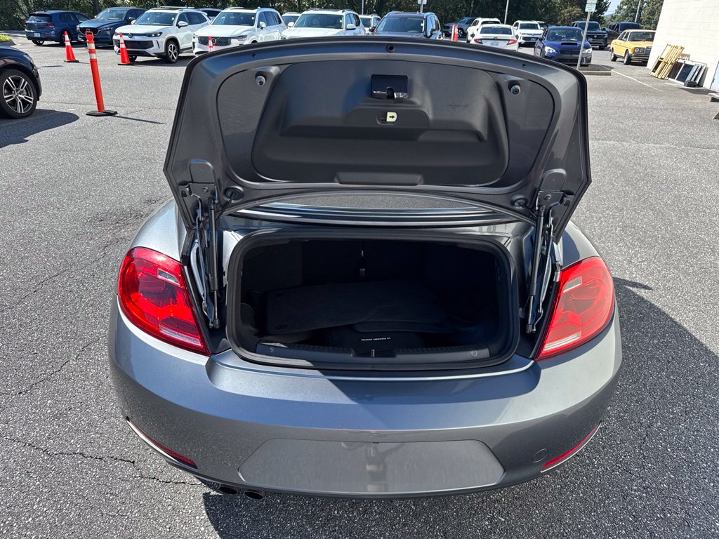 Used 2016 Volkswagen Beetle 1.8T S FWD image 14