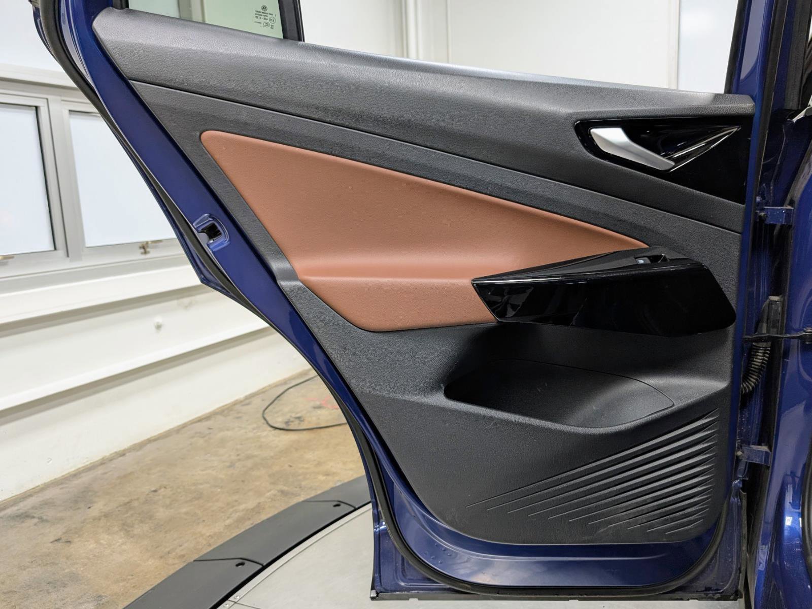 Used 2021 Volkswagen ID.4 Pro S image 17