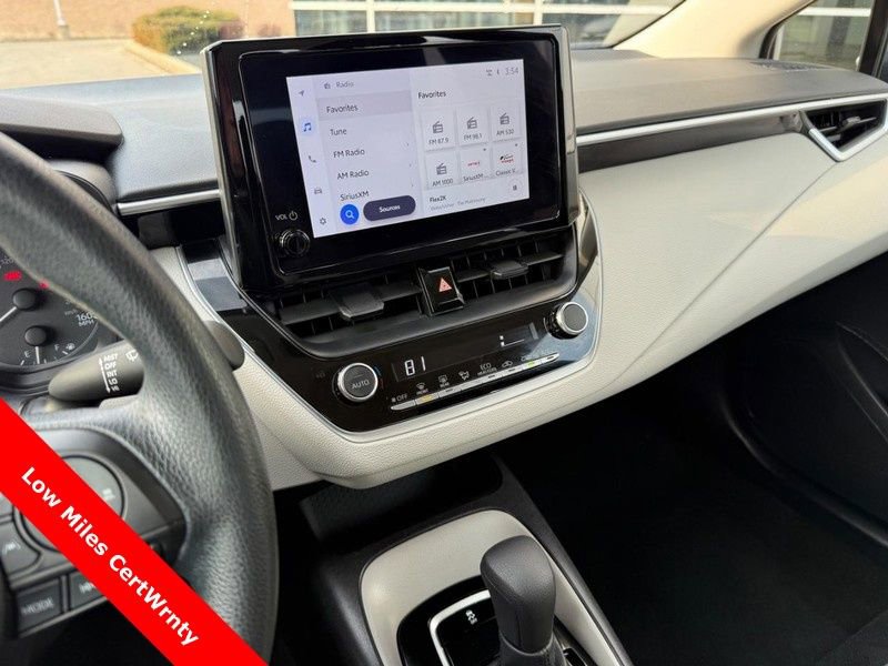 Used 2023 Toyota Corolla LE image 25