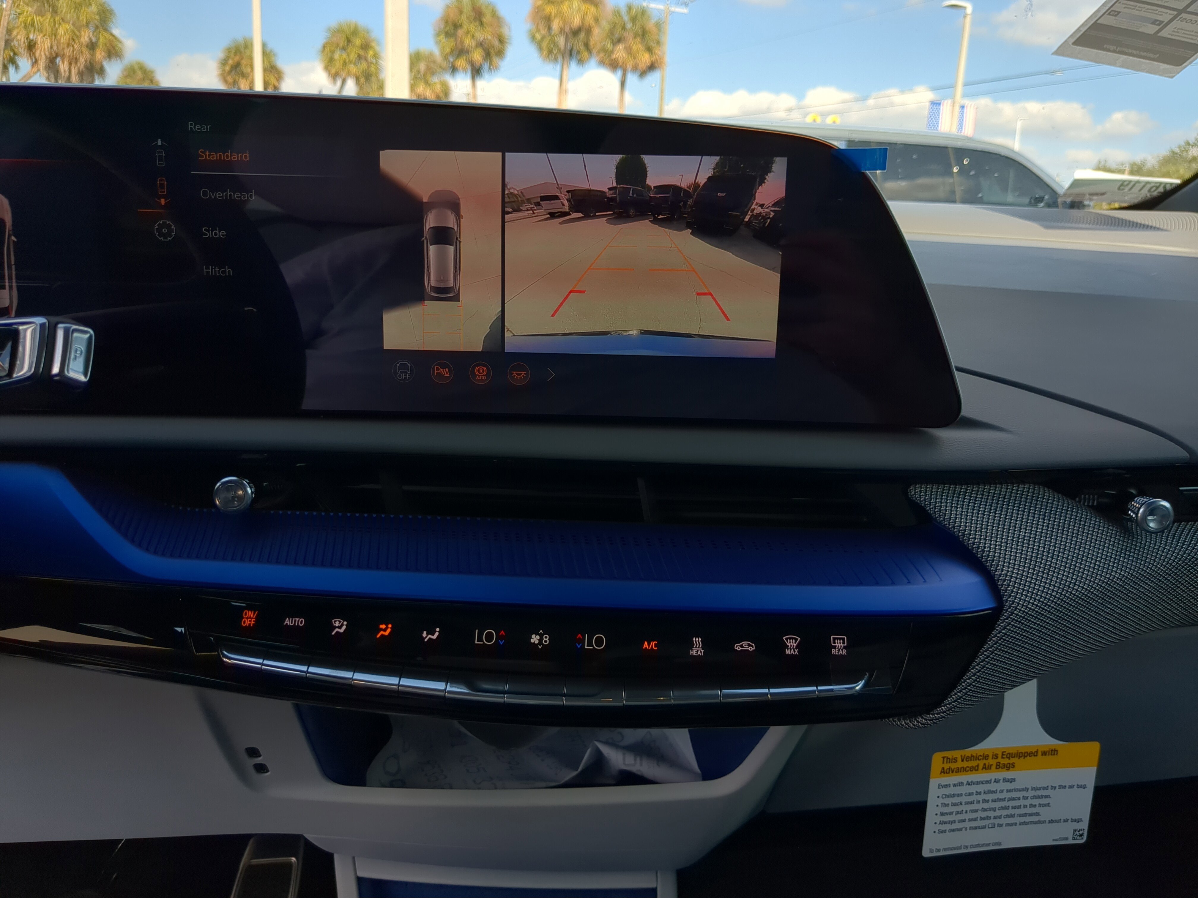 New 2026 Cadillac Optiq Luxury 1 image 22