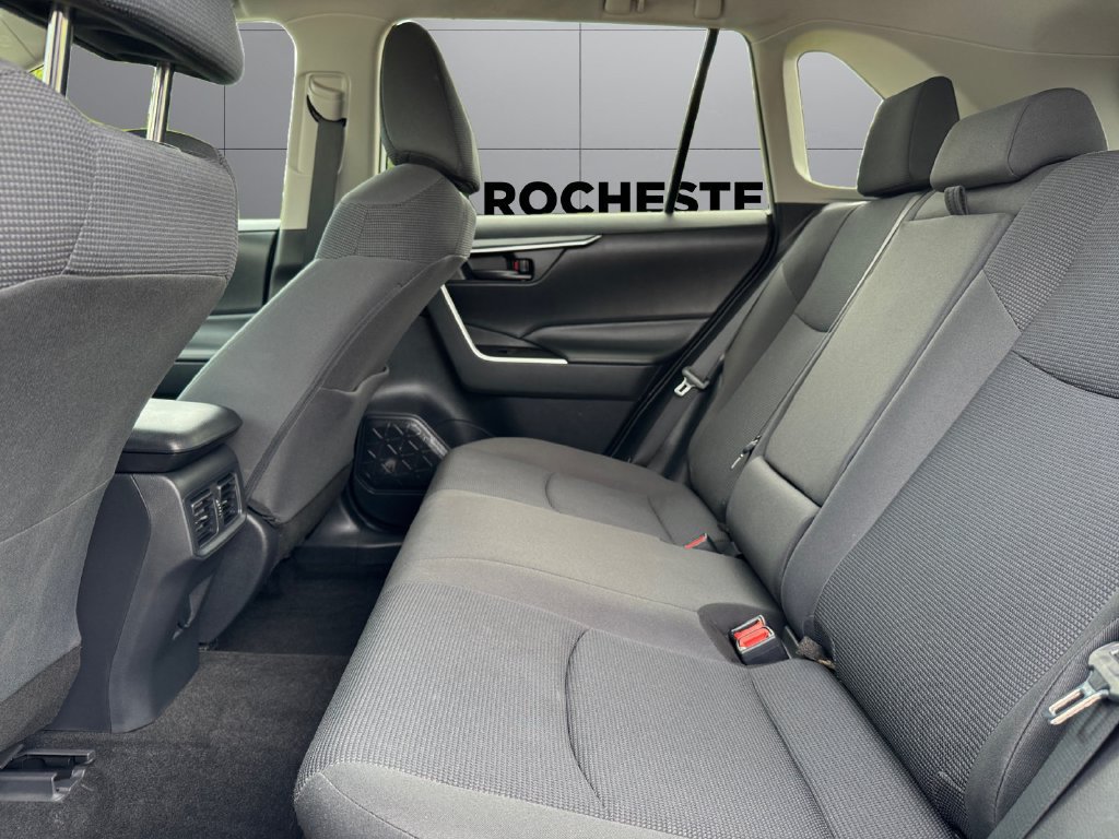 Certified 2019 Toyota RAV4 LE AWD/4WD image 16