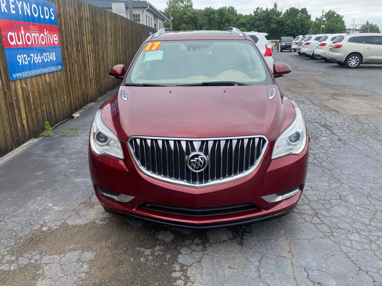 Used 2017 Buick Enclave Premium FWD image 2