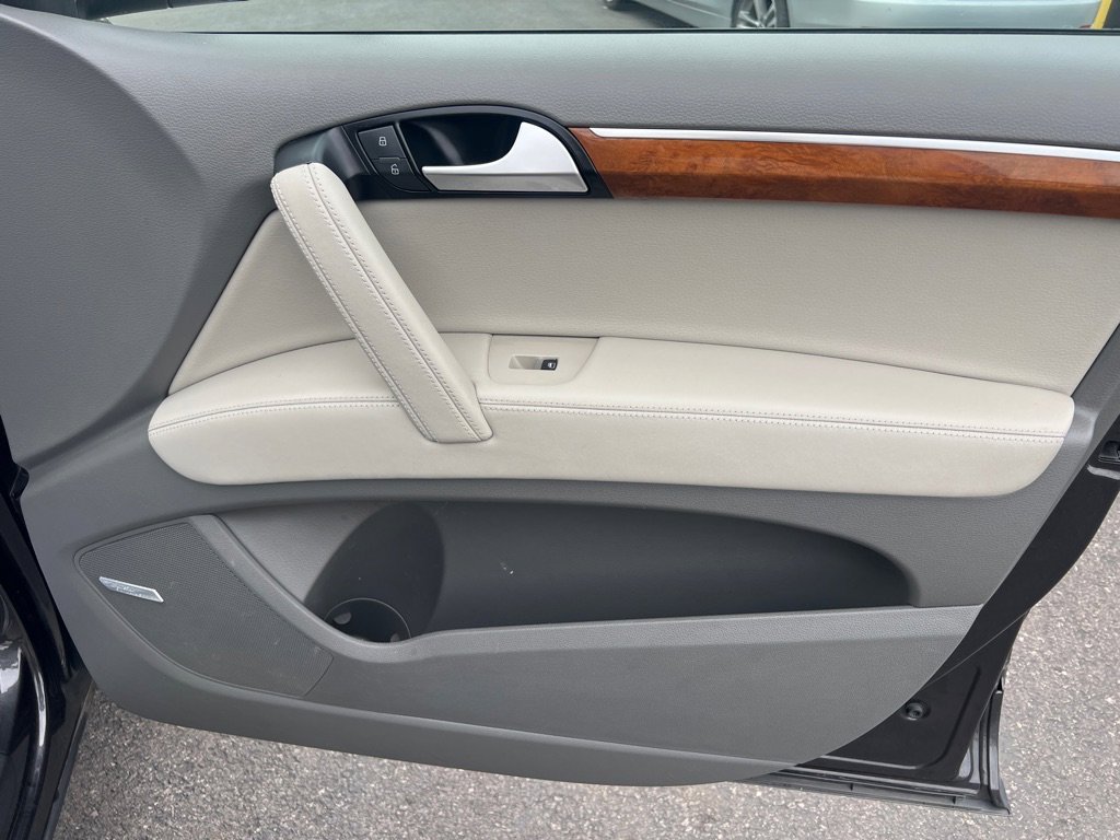 Used 2015 Audi Q7 3.0T S line Prestige image 41