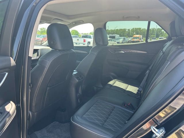 Used 2023 Buick Envision Avenir AWD/4WD image 12