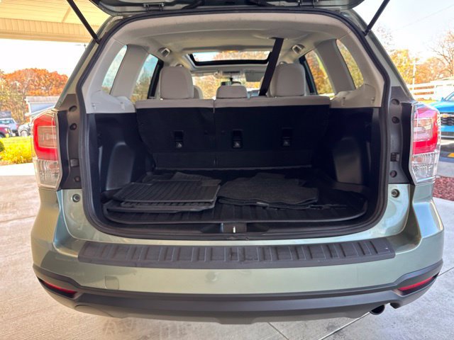 Used 2018 Subaru Forester 2.5i Premium w/ All-Weather Package AWD/4WD image 28
