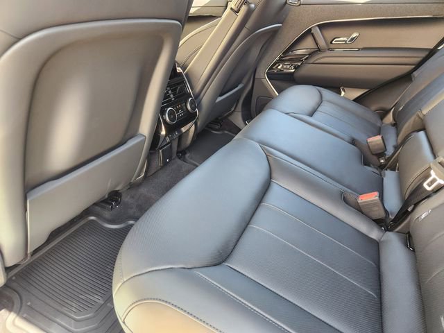 New 2026 Land Rover Range Rover Sport SE AWD/4WD image 19