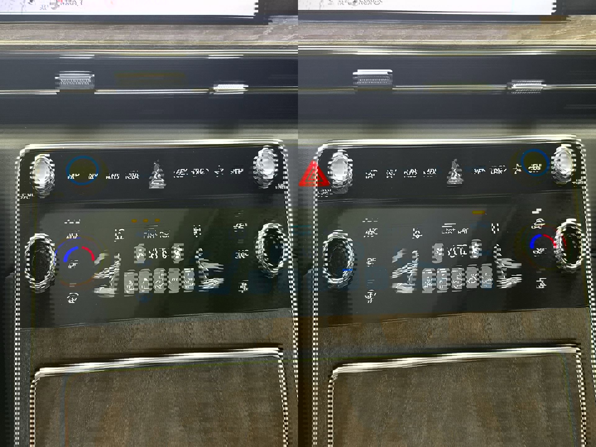 Certified 2025 Genesis GV80 2.5T Select image 19