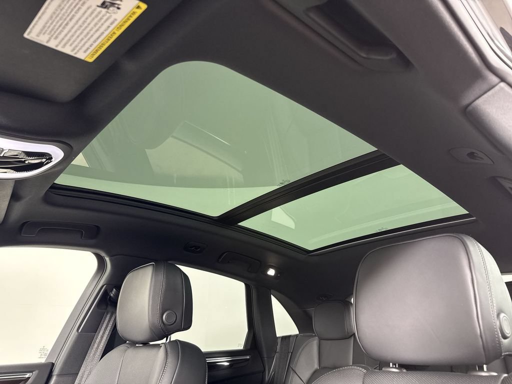 New 2026 Porsche Macan AWD/4WD image 41