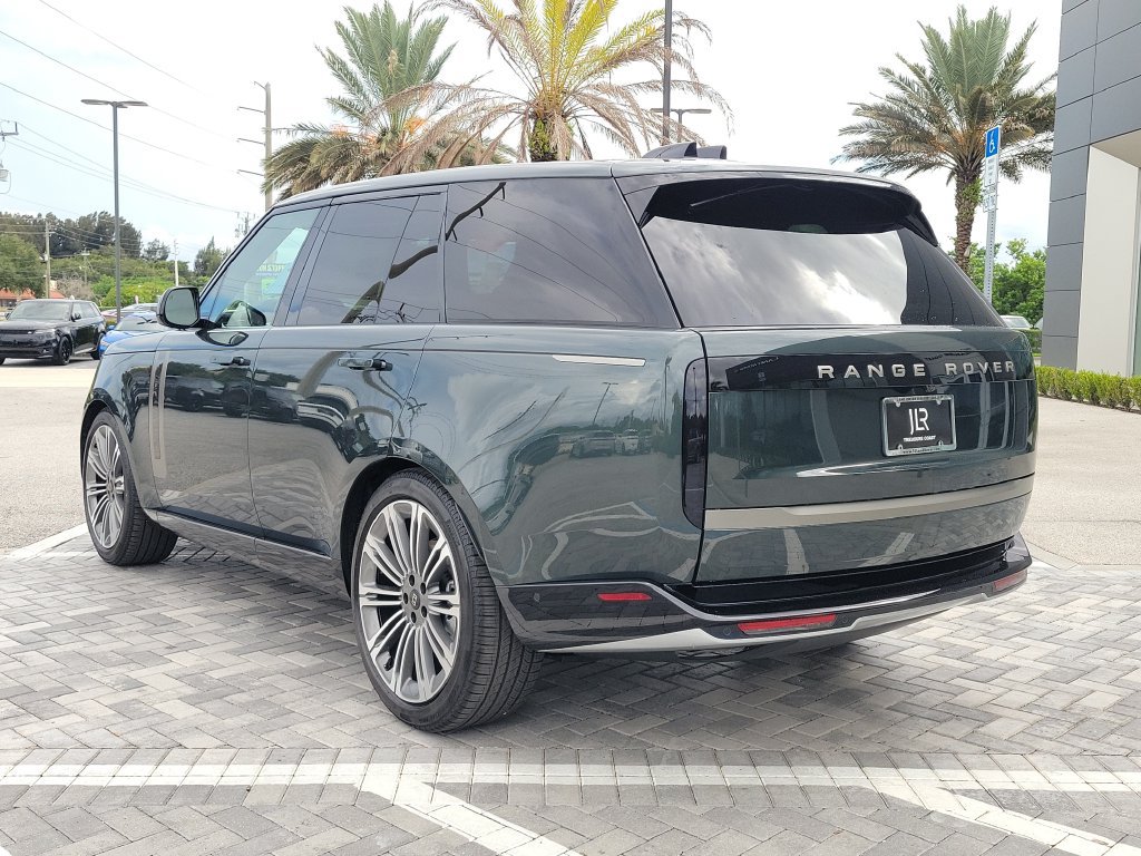 New 2027 Land Rover Range Rover SE AWD/4WD image 3