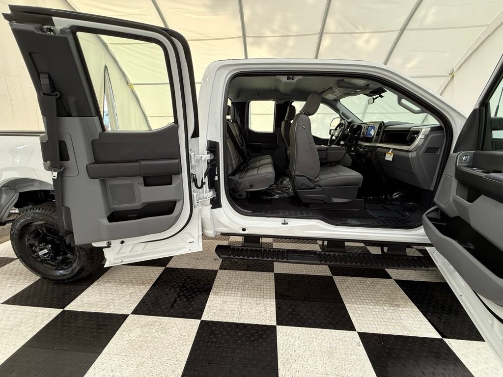 New 2026 Ford F350 XL w/ STX Appearance Package AWD/4WD image 25