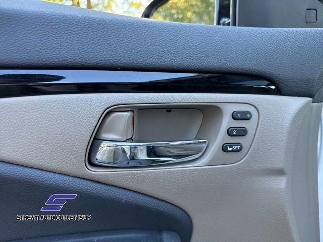 Used 2022 Honda Pilot Touring image 32