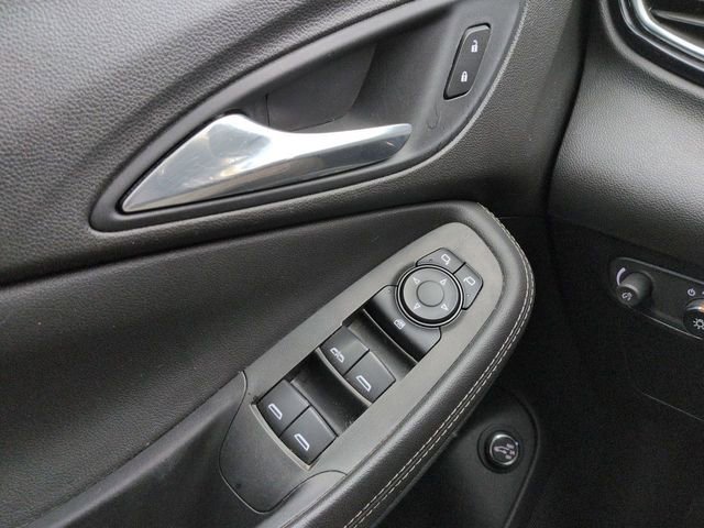 Used 2021 Buick Encore GX Select image 13