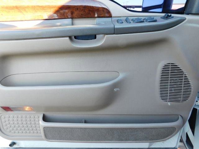 Used 2001 Ford Excursion Limited image 11