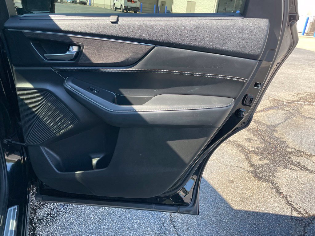 Used 2022 Acura MDX w/ Advance Package AWD/4WD image 34