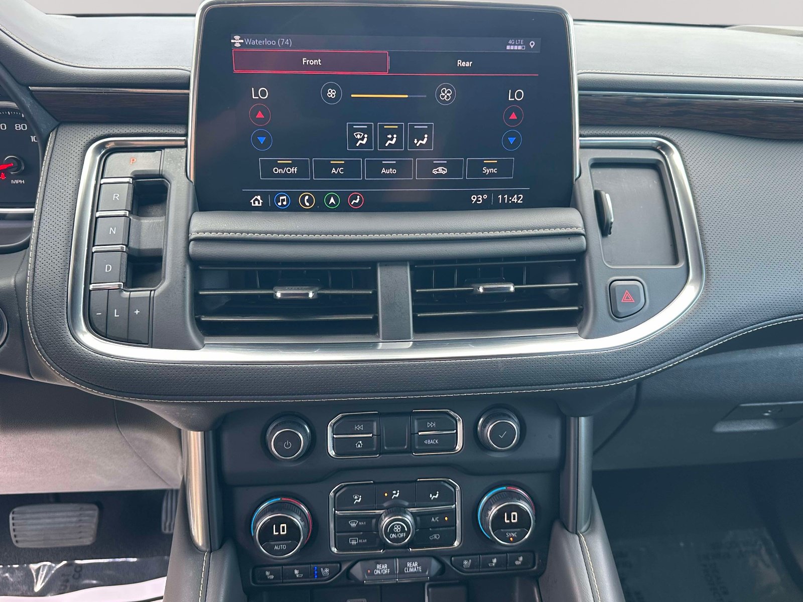 Used 2021 Chevrolet Tahoe Premier AWD/4WD image 11