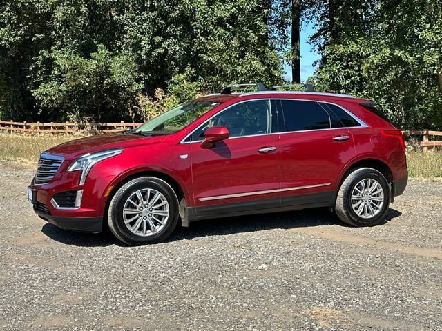 Used 2017 Cadillac XT5 Luxury AWD/4WD image 5