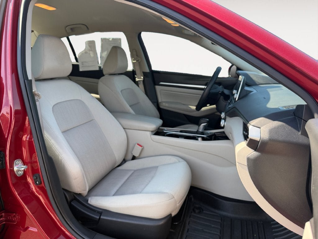 Used 2021 Nissan Altima 2.5 SV AWD/4WD image 25