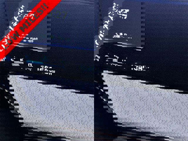 Used 2025 Genesis GV80 3.5T Advanced image 12