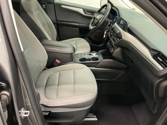 Used 2022 Ford Escape S image 18