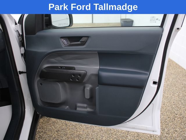Used 2025 Ford Maverick Lariat w/ Black Appearance Package AWD/4WD image 21
