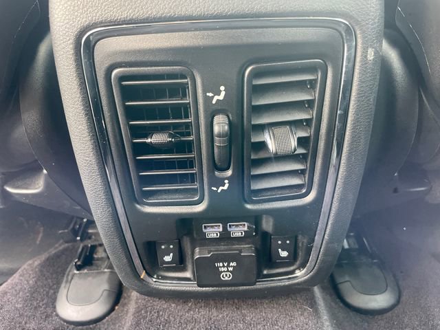 Used 2018 Jeep Grand Cherokee Limited image 18