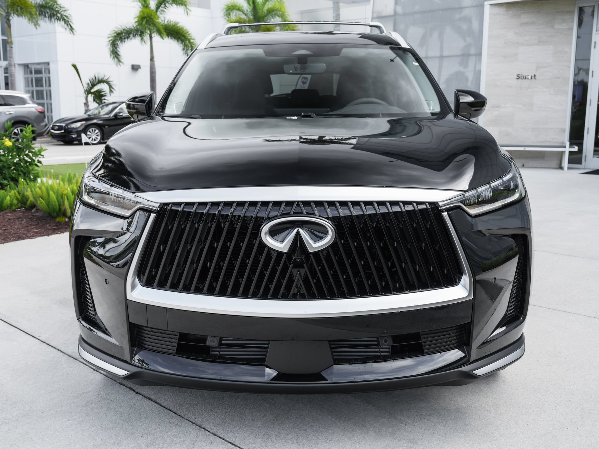 New 2027 INFINITI QX60 Luxe w/ Cargo Package FWD image 4