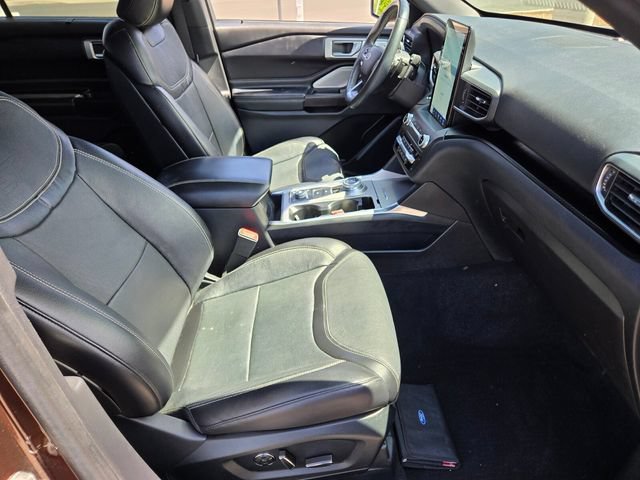 Used 2020 Ford Explorer ST w/ ST Street Pack AWD/4WD image 18