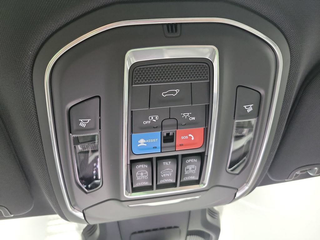 New 2026 Jeep Cherokee Overland w/ Trailer Tow Group AWD/4WD image 38