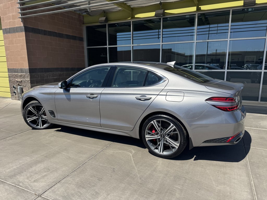 Used 2025 Genesis G70 2.5T w/ Sport Prestige Package image 5