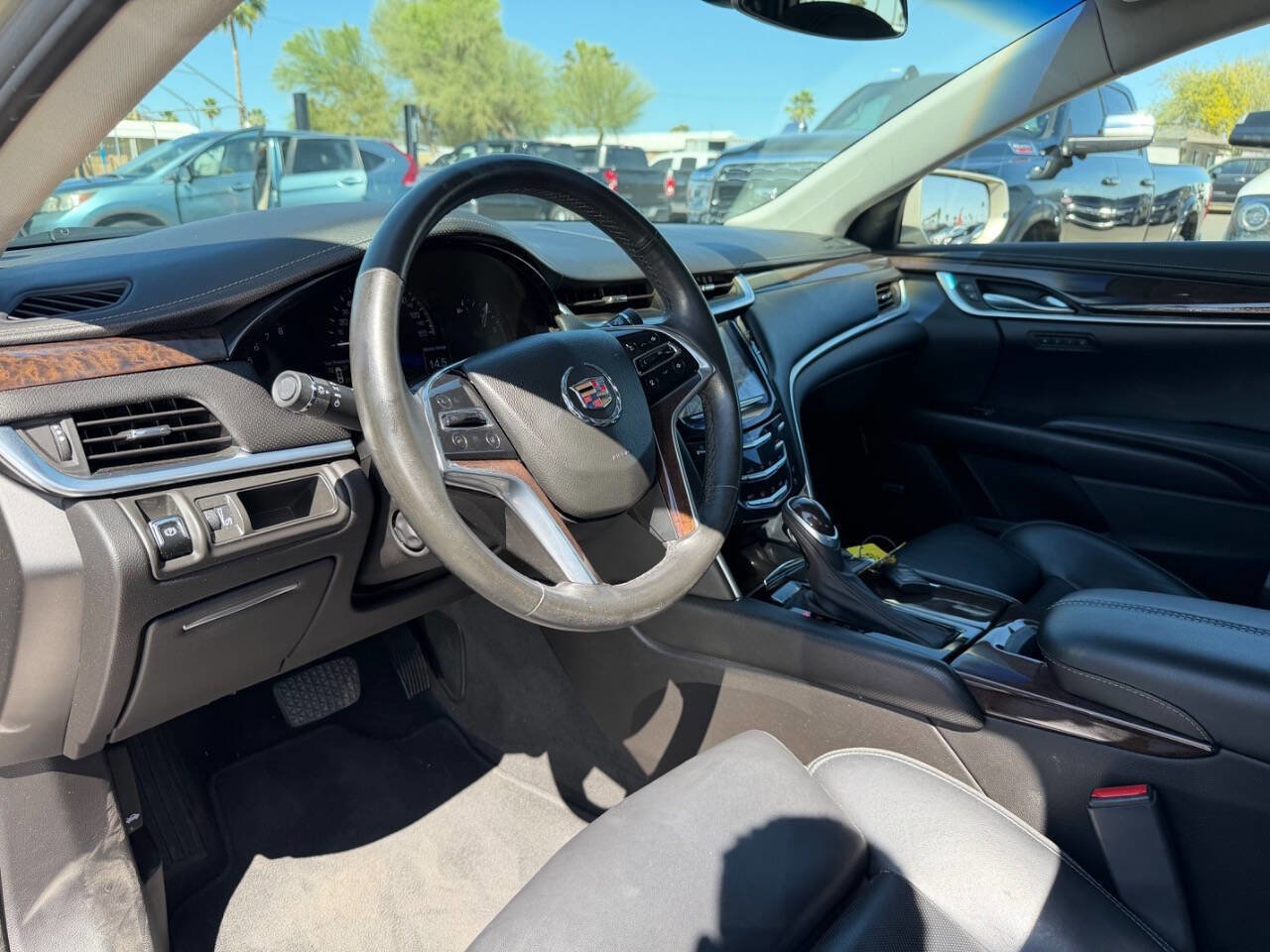 Used 2014 Cadillac XTS Luxury AWD/4WD image 18