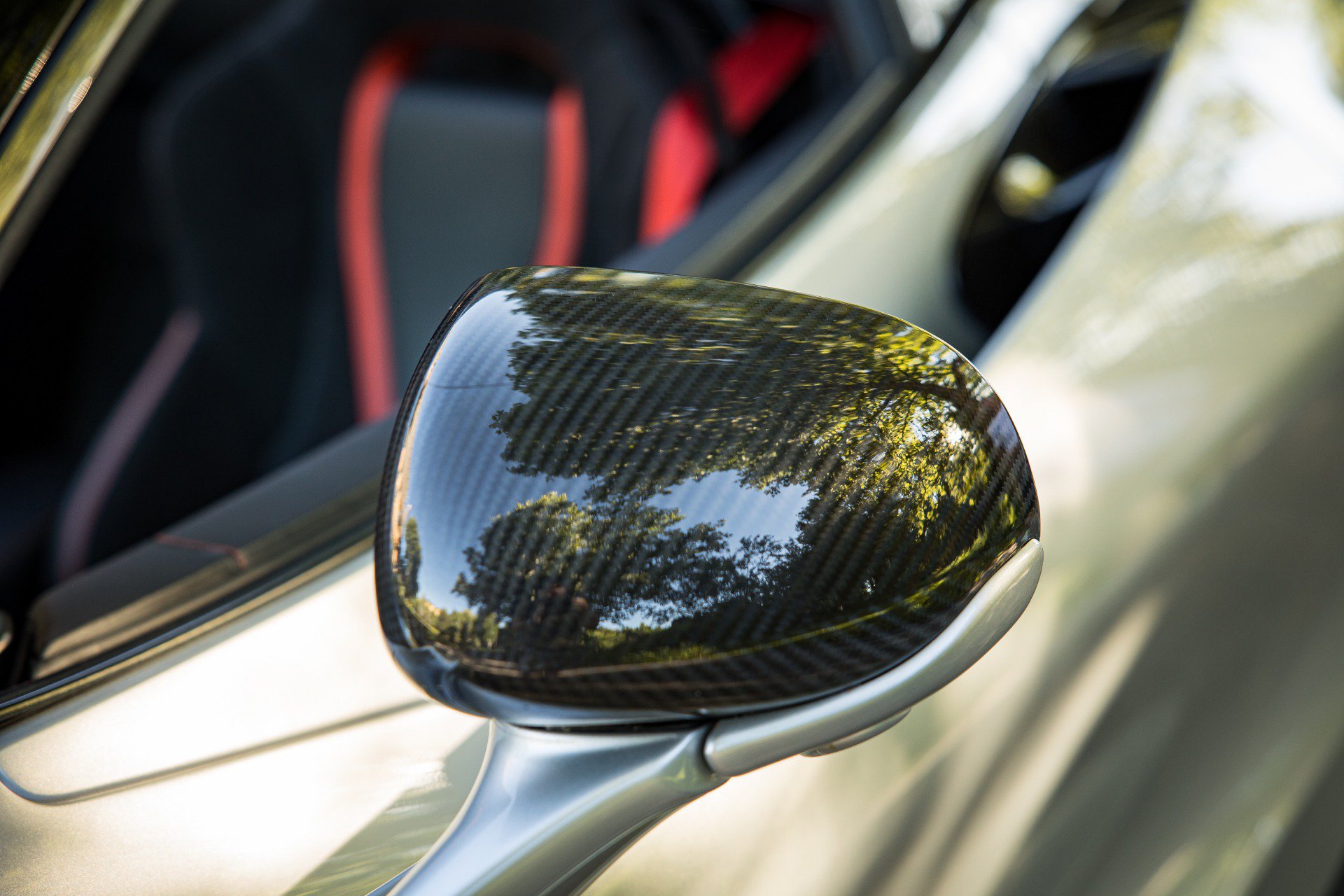 Used 2021 McLaren 720S Performance RWD image 28