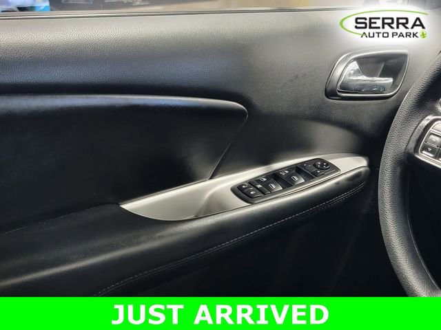 Used 2019 Dodge Journey SE image 23