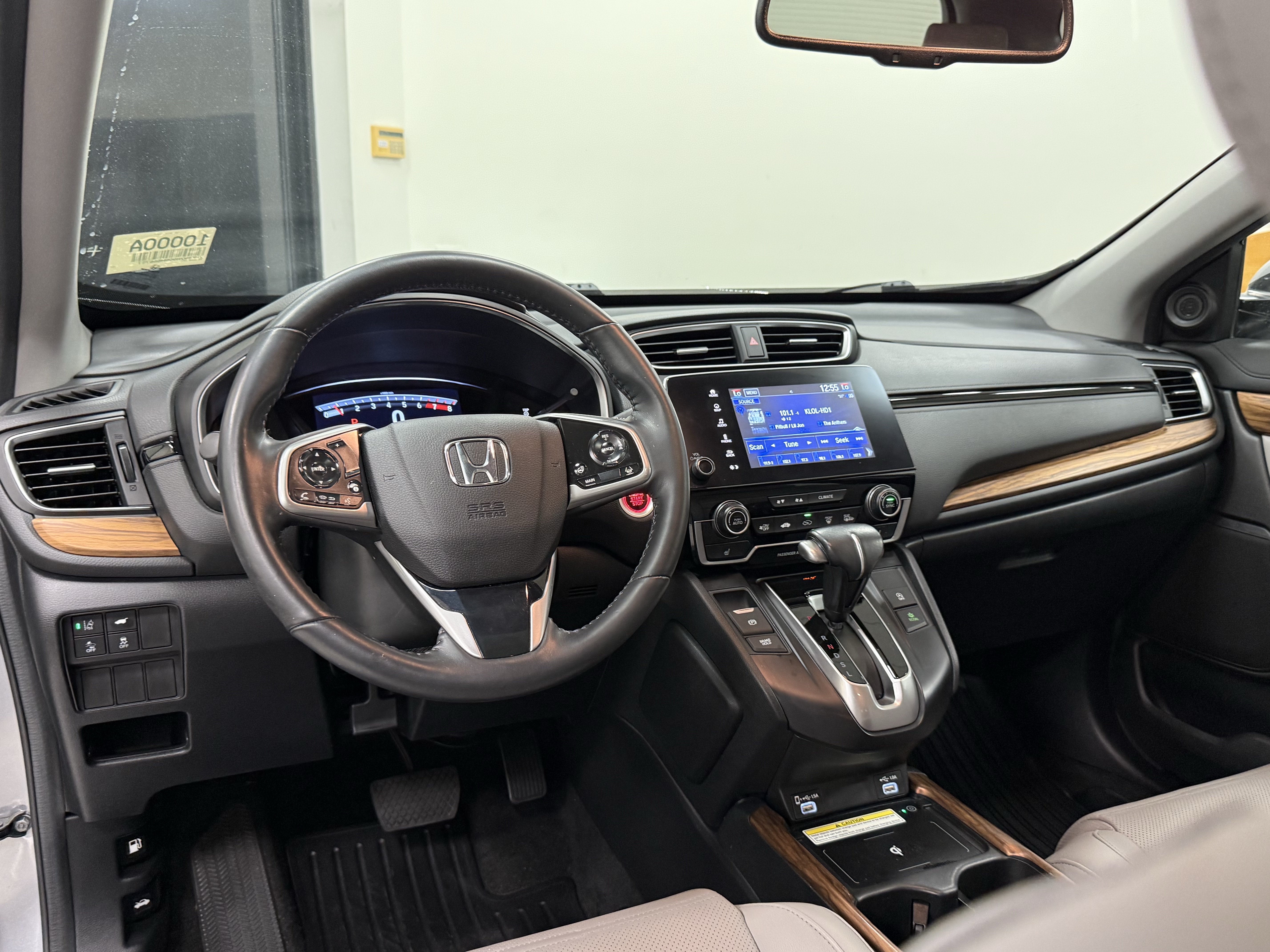 Used 2022 Honda CR-V Touring image 17