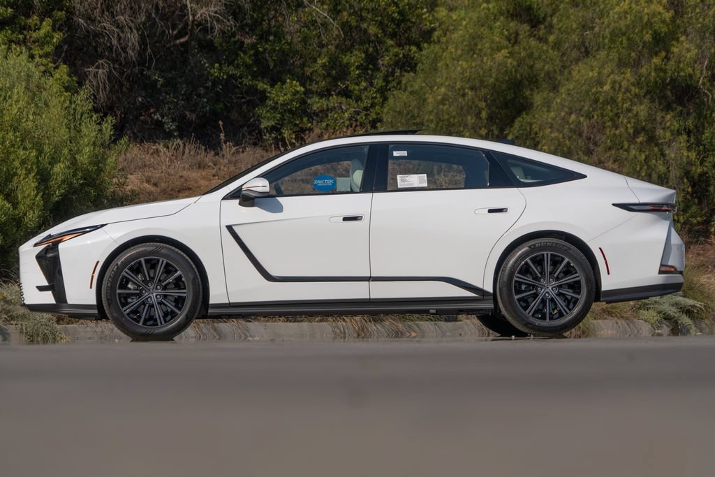 New 2026 Lexus ES 500e AWD/4WD image 6