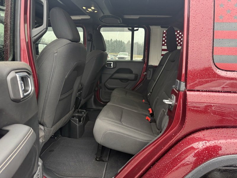 Used 2021 Jeep Wrangler Unlimited Sahara w/ LED Lighting Group image 11