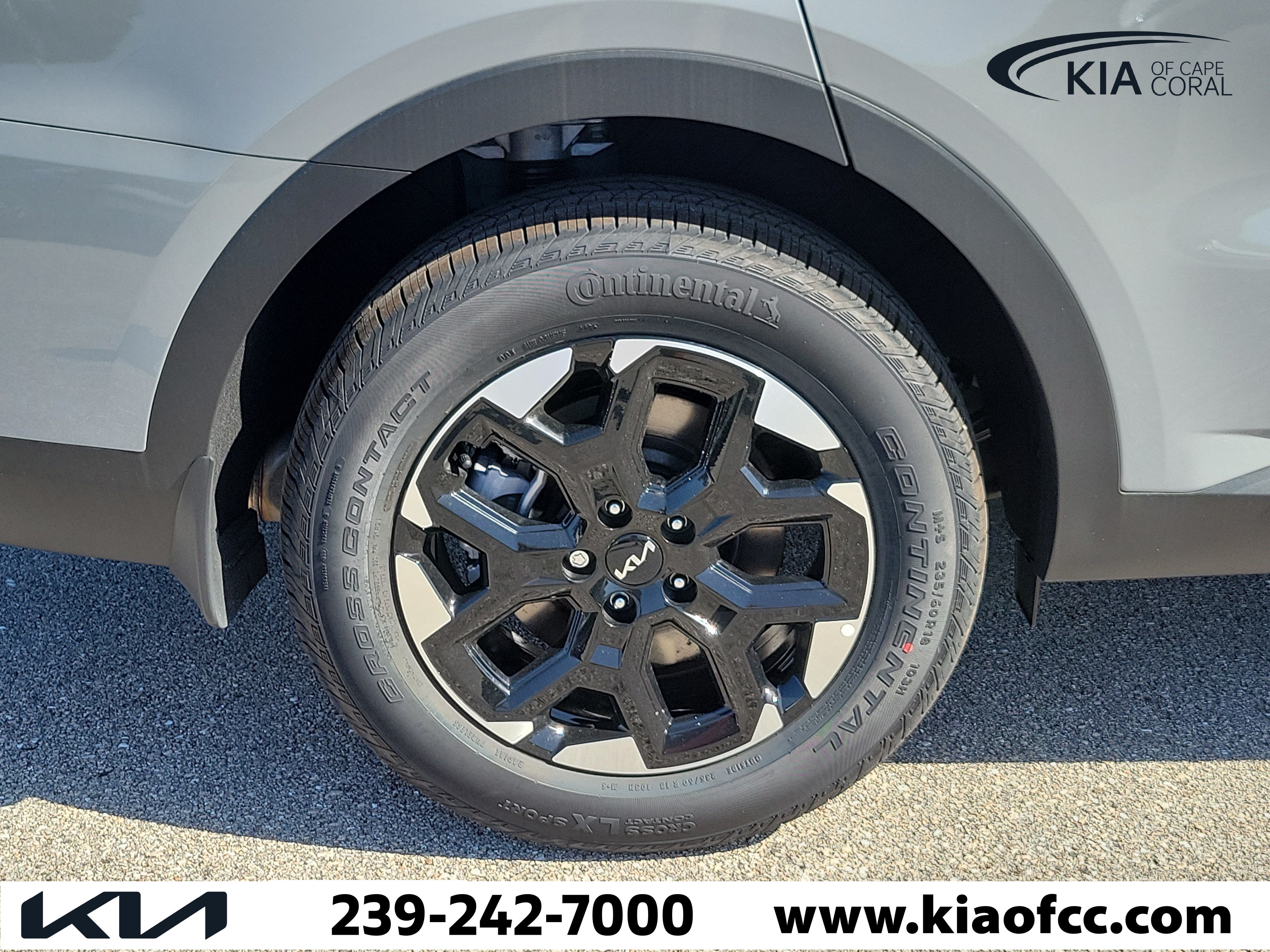 New 2026 Kia Sorento S w/ S Panoramic Sunroof Package FWD image 9