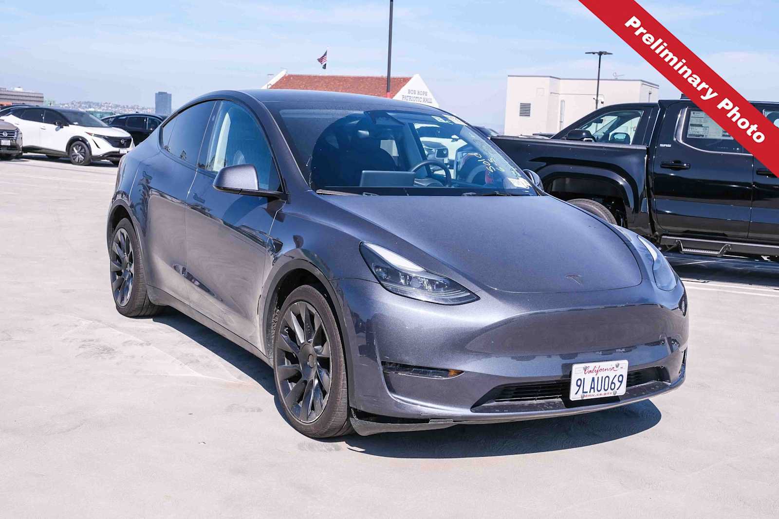 Used 2023 Tesla Model Y Long Range AWD/4WD image 3