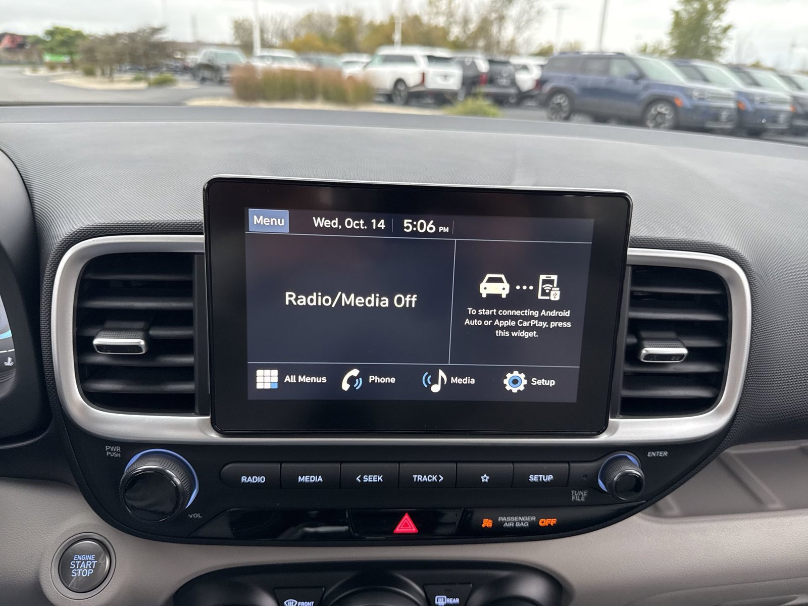 New 2026 Hyundai Venue SEL FWD image 17