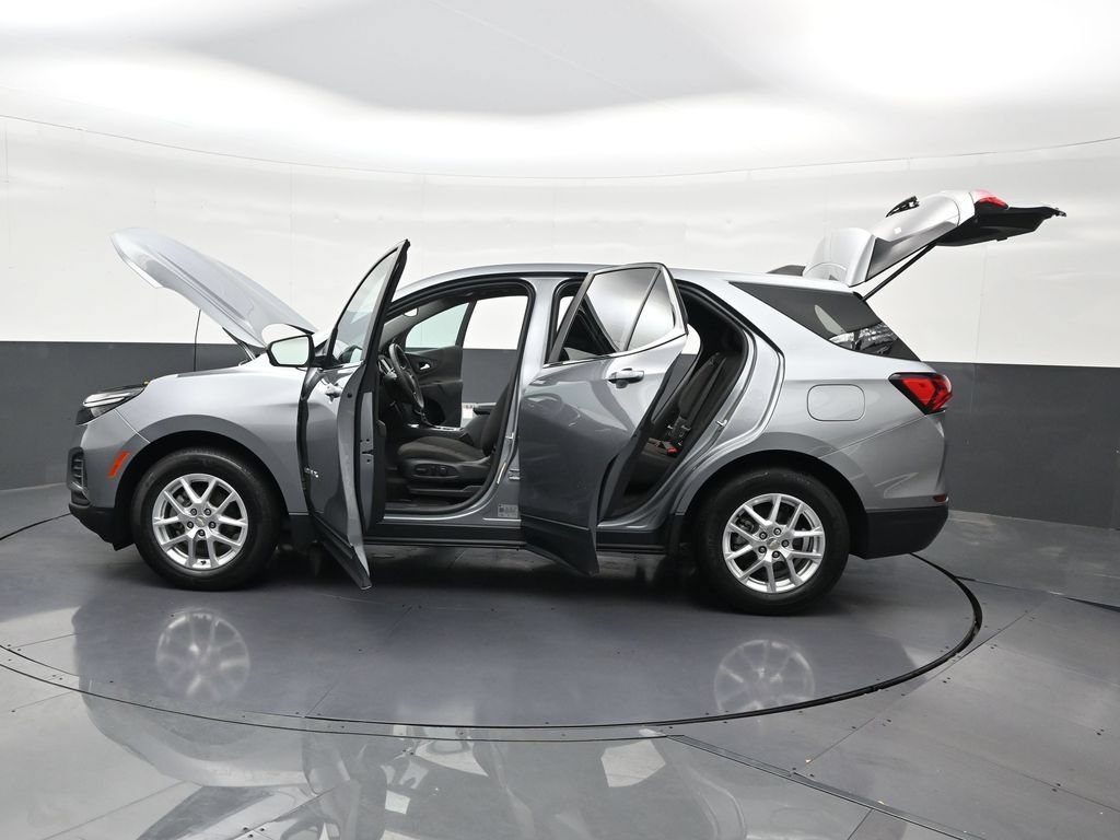 Used 2023 Chevrolet Equinox LT FWD image 34