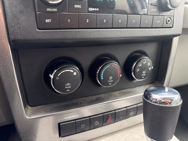 Used 2008 Jeep Liberty Sport w/ Popular Equipment Group AWD/4WD image 20