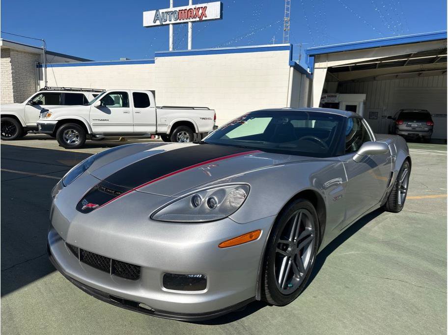 Used 2007 Chevrolet Corvette Z06 w/ Preferred Equipment Group RWD image 2