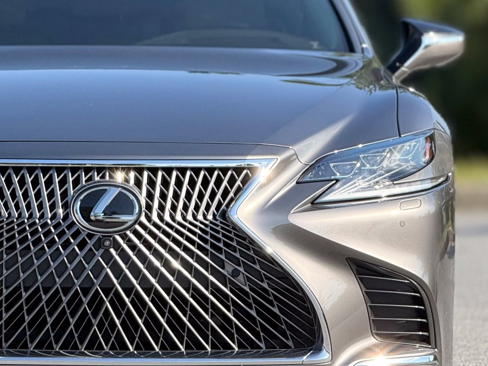 Used 2018 Lexus LS 500 w/ Interior Upgrade Package RWD image 15