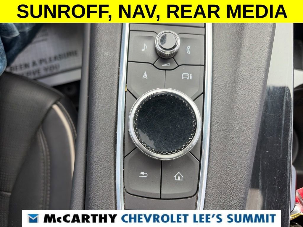 Used 2023 Cadillac Escalade ESV Sport w/ LPO, ONYX Package image 11