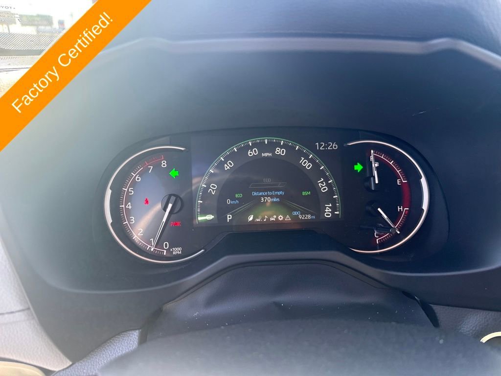 Used 2025 Toyota RAV4 XLE image 17